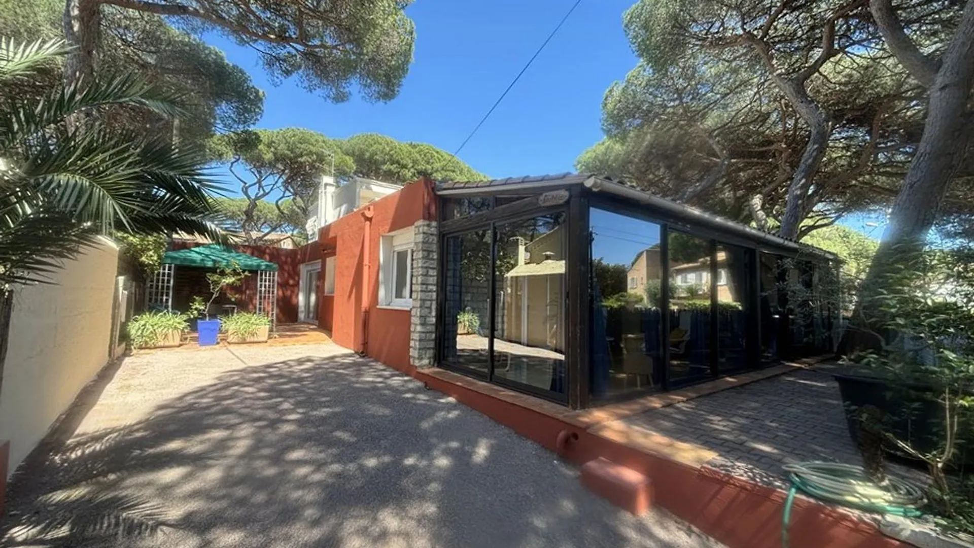 Villa Au Port D'Hyeres Avec Terrasse, Veranda Et Clim - Proche Plages Et Commerces - Fr-1-335-158